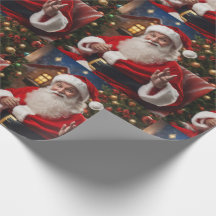 Santa Cláusula sonriendo y saludando