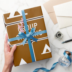 Papel De Regalo Señal de Camping en Grupo
