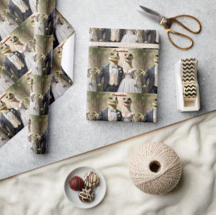 Papel De Regalo "Snapping Up Love: Un asunto de Boda cocodrilo"