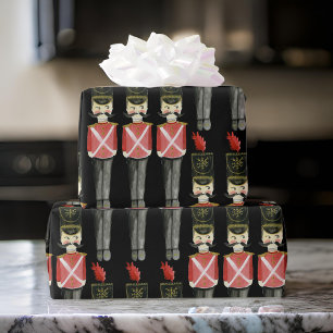 Papel De Regalo Soldados desnudos negros y rojos en uniforme
