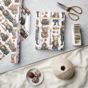 Papel De Regalo Soldados Ratones en Escena Festiva