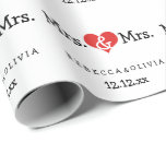 Papel De Regalo Sra. y Sra. Two Brides Boda<br><div class="desc">Papel de envoltura de regalo de la señora y la señora Gay / Boda lesbiana .. perfecto para las dos novias ...  se pierde y se pierde papel de envoltura personalizado para la ceremonia civil / boda / aniversario de Ricaso</div>
