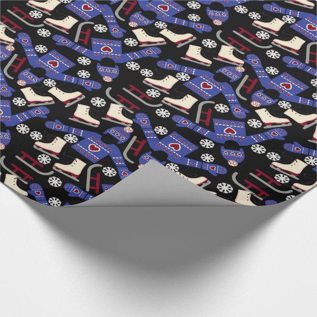 Papel De Regalo Sweater Set and Skates on Black (Esquina)