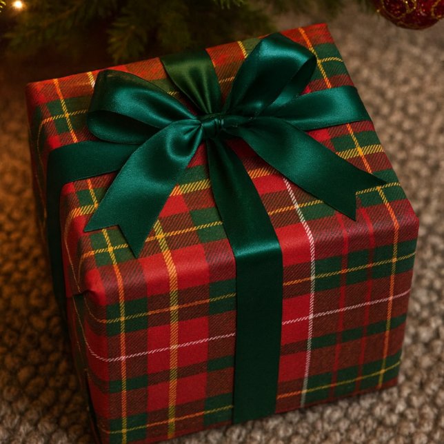 Papel De Regalo Tartan de Navidad Rojo y Verde  (glossy red tartan Christmas wrapping paper.  )
