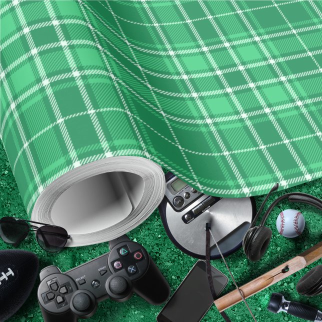 Papel De Regalo Tartán - Verde oscuro vibrante a verde claro (Tartan - Vibrant Dark Green to Light Green Wrapping Paper by Leapfroglisics Shop)