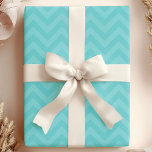Papel De Regalo Teal Zigzag Moderno Chic<br><div class="desc">Envuelve tus regalos con estilo contemporáneo con este llamativo papel de regalo azul cian con zigzag. El patrón geométrico audaz añade un toque de estilo moderno a los cumpleaños,  días festivos o cualquier ocasión especial. Elaborado con papel de alta calidad,  este envoltorio vibrante asegura una presentación elegante.</div>
