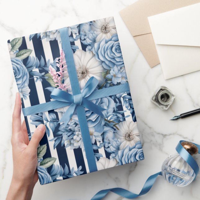 Papel De Regalo Tinte de boda de rayas florales azul marino (Regalar)