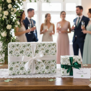 Papel De Regalo Treboles florecidos en verde apagado acuarela