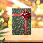 Papel De Regalo Triunfo de los Árboles navideños clásicos TriColor<br><div class="desc">Envuelve tus regalos con magia navideña pura con nuestros fantásticos Árboles navideños clásicos envueltos de regalo verde! Esta envoltura de regalo sin fisuras, llena de brillo y encanto, es la manera perfecta de añadir un toque de tradición a tus regalos. Ya sea que estés regalando a tus seres queridos o...</div>