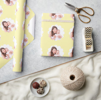 Papel De Regalo Tu foto personalizada en flor sobre fondo amarillo