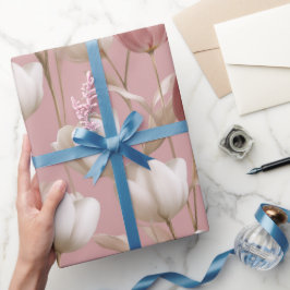 Papel De Regalo Tulipán de color rosa suave patrón floral blanco