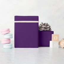 Un fondo morado minimalista con textura sutil