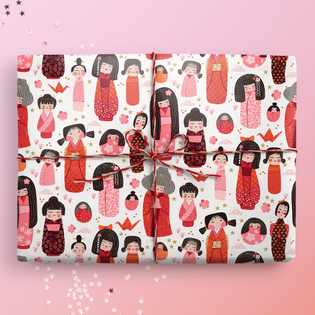 Papel De Regalo Un kokeshi japonés ilustrado (Kokeshi gift mockup)