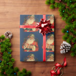 Papel De Regalo Vintage Christmas, Jolly Santa Claus con juguetes<br><div class="desc">Ilustracion de época Feliz Navidad diseño con un feliz y alegre Santa Claus con una larga barba blanca y un gorra cargando un saco lleno de juguetes en la Noche de los Navidades.</div>