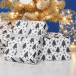 Papel De Regalo Whimsical Christmas Tree Snowflex Black White<br><div class="desc">Este divertido rollo de papel de Navidades blancos y negros presenta un caprichoso árbol de Navidad y un patrón de copos de nieve.</div>