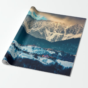 Papel De Regalo Winter landscape in Carpathian Mountain. Bran, Rom
