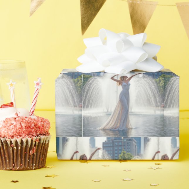 Papel De Regalo Woman Dancing In a City Fountain (Fiesta de cumpleaños )