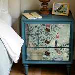 Papel De Seda Chinoiserie Aves Florales Moneda de la olla en azu<br><div class="desc">Elegante cuadro de Chinoiserie de estilo vintage con flores estilizadas sobre un árbol de macetas con pájaros contra una pared verde menta y muebles azules. Arte diseñado gráficamente por Audrey Jeanne Roberts,  artista y diseñador con licencia internacional. Copyright.</div>