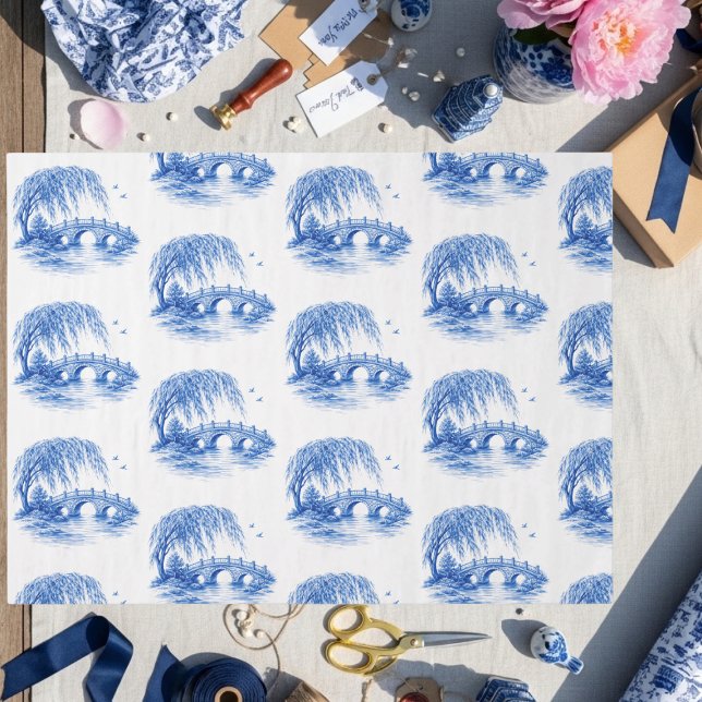 Papel De Seda Chinoiserie Blue Willow Water Bridge (Chinoiserie Blue Willow Water Bridge Tissue Paper)