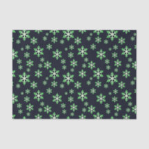 Cochos de nieve verdes y blancos con fondo azul