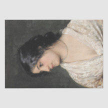 Dama elegante con collar de perlas