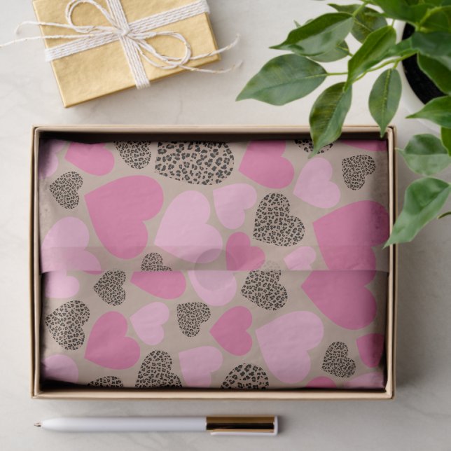 Papel De Seda Fiesta Leopardo Marrón y Corazones Rosas (Regalo )
