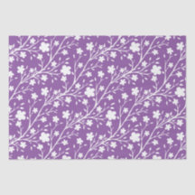 Flores de Flor Blanca de Primavera sobre Morado