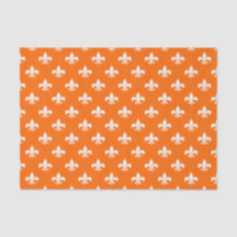 Lirios blancos sobre naranja