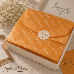 Papel de seda naranja con patrón de nombre persona