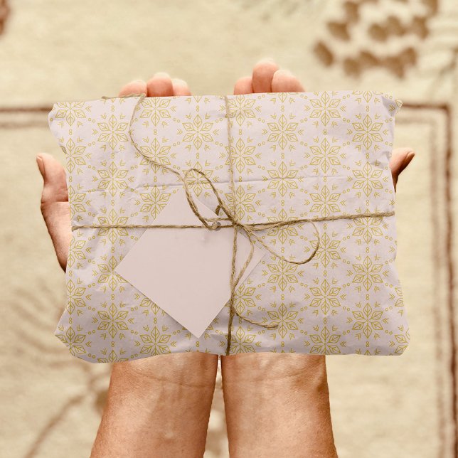 Papel De Seda Patrón de copo de nieve dorado en rosa (Gold Snowflake Pattern on Pink Tissue Paper)