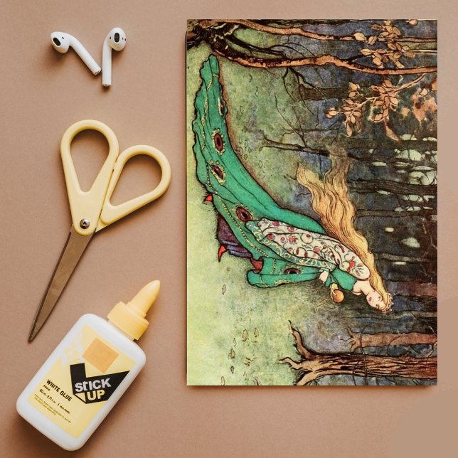 Papel De Seda Princesa de época en desembarco de arte forestal (Subido por el creador)