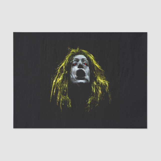 Papel De Seda Retrato de una mujer zombie con escalofríos (Anverso)