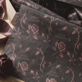Papel De Seda Todavía florece la espina de rosa oscura romántica