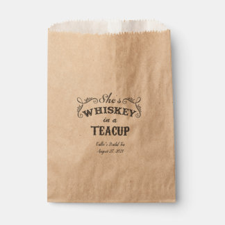 Papel Ella es Whiskey en la bolsa de favoritas de Kraft 