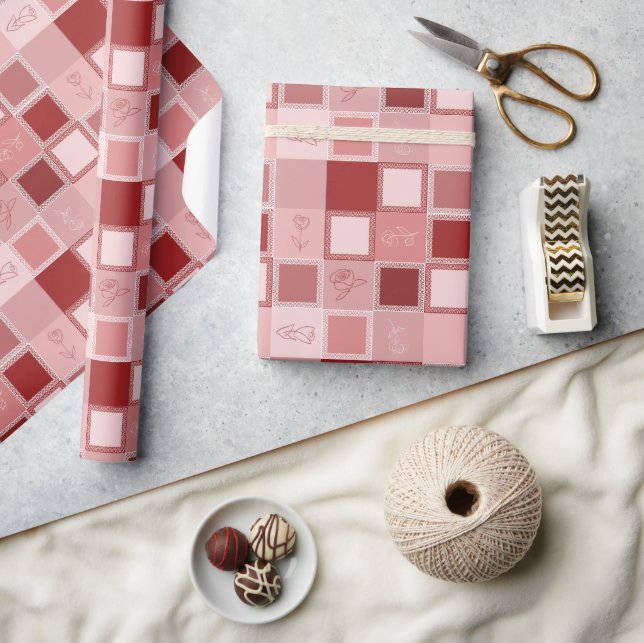 papel envolvente con cuadrados, encaje y rosas (Artesanía)