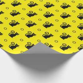 Papel envuelto de Halloween amarillo con gatos neg