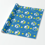 Papel envuelto de Hanukkah "Oh, Dreidel..." Oro/Az<br><div class="desc">"Oh,  dreidel,  dreidel,  dreidel... " Papel de envolvimiento dorado/azul/blanco. Disfruta de mi nuevo diseño de papel envolvente. El precio varía según se elija entre 4 tipos de papel y 5 tamaños de papel. Gracias por detenerse y ir de compras. ¡Muy apreciado! ¡Chag/Happy Chanukah/Hanukkah!</div>