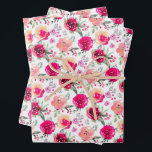 Papel Floral Rosa Acuarela<br><div class="desc">Flores vibrantes en tonos de rosa pálido,  rosa intenso,  fucsia y marsala sobre un fondo blanco,  estas láminas de papel de regalo son divertidas para envolver regalos en cualquier ocasión. Artículos COINCIDENTES en nuestra tienda.</div>