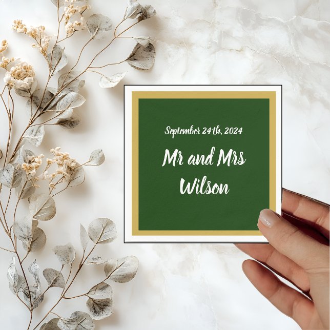 Papel Marco elegante de guión dorado en la servilleta de (Subido por el creador)