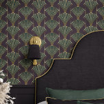 Papel Pintado Art Deco Elegante Verde y Dorado<br><div class="desc">Eleva tu espacio con este lujoso papel pintado Art Deco. El motivo de abanico repetido en ricos tonos verdes y dorados evoca el glamour y la sofisticación de la década de 1920. Este diseño de pegado y despegado añade un toque de elegancia vintage a cualquier habitación, desde una sala de...</div>