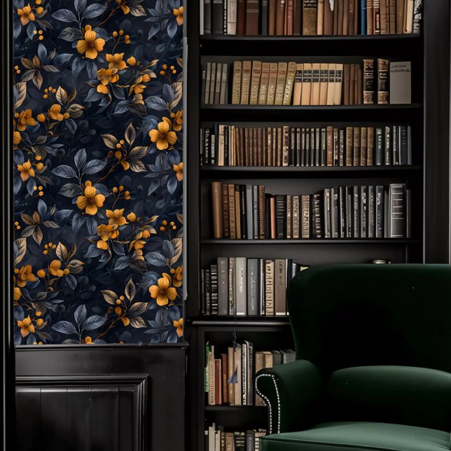 Papel Pintado Dark Academia Naranja y Blue Floral (Dark Academia Orange and Blue Floral Wallpaper in a library.)