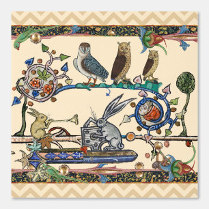 Papel Pintado EXTRAÑO BESTIARIO MEDIEVAL HACIENDO Lechuzas DE MÚ