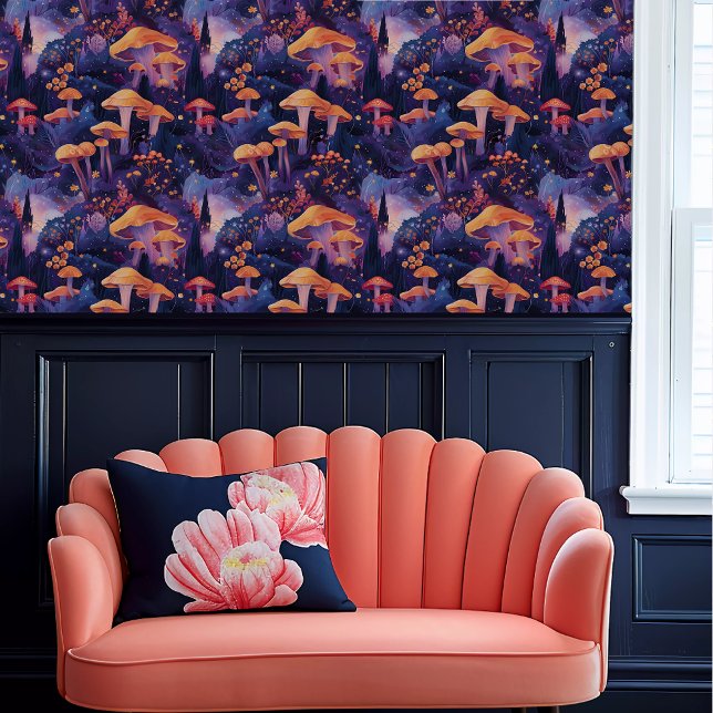 Papel Pintado Fairycore Naranja y Toadstools etéreos púrpura (Fairycore Orange & Purple Ethereal Toadstools Wallpaper above a coral scalloped sofa.)