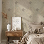 Papel Pintado Peel Art Deco & Stick Beige & Cream Geométrico<br><div class="desc">Revela tu espacio vital con este elegante papel de pared Art Deco Peel & Stick, con un diseño geométrico elegante. La decoración se caracteriza por una sofisticada paleta de beige, taupe, crema y gris suave, formando un ventilador llamativo y formas de diamante que representan el estilo Art Deco clásico. Perfecto...</div>