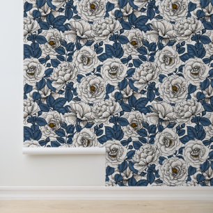 Papel Pintado Rosas blancas con hojas azules en blanco
