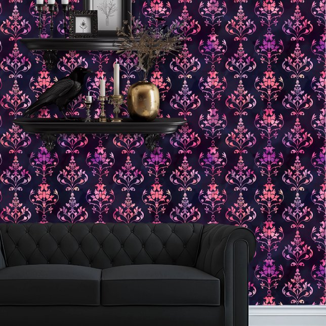 Papel Pintado Whimsigoth Peach y Purple Ombre Elegante (Whimsigoth Purple & Peach Damask wallpaper behind a black couch.)