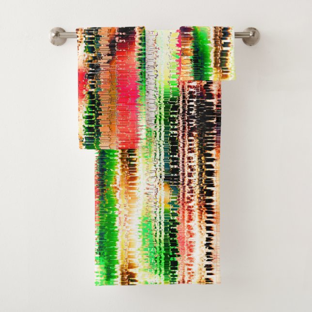 Papel rayado de color rojo amarillo y verde (In situ)