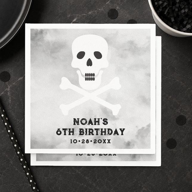 Papel Servilleta de cumpleaños de cráneo blanco y negro (Skull and Bones Paper Napkins)