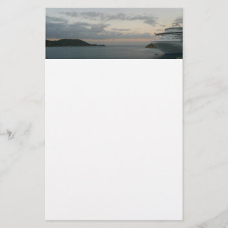 Papelería Amanecer en la costa de cruceros Santo Tomás II
