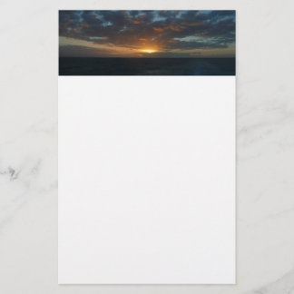 Papelería Amanecer en la costa oceánica del Mar II